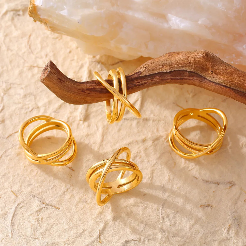 Golden Crossover Rings: A Bold Statement of Style and Sophistication