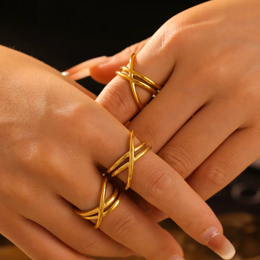 Golden Crossover Rings: A Bold Statement of Style and Sophistication